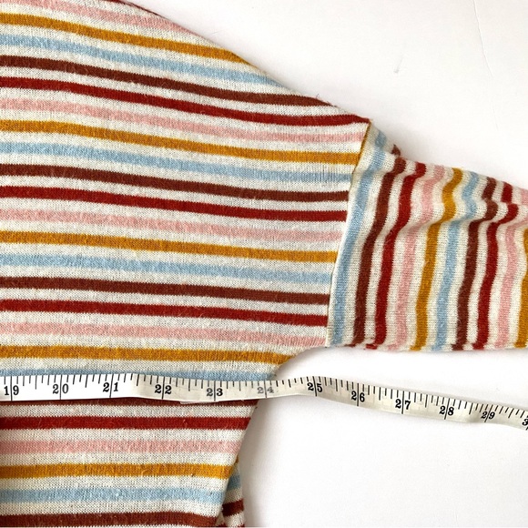 4/$20 ARDENE M Striped V-Neck Cardigan Long Sleeve Sweater Twist Front - Picture 8 of 10